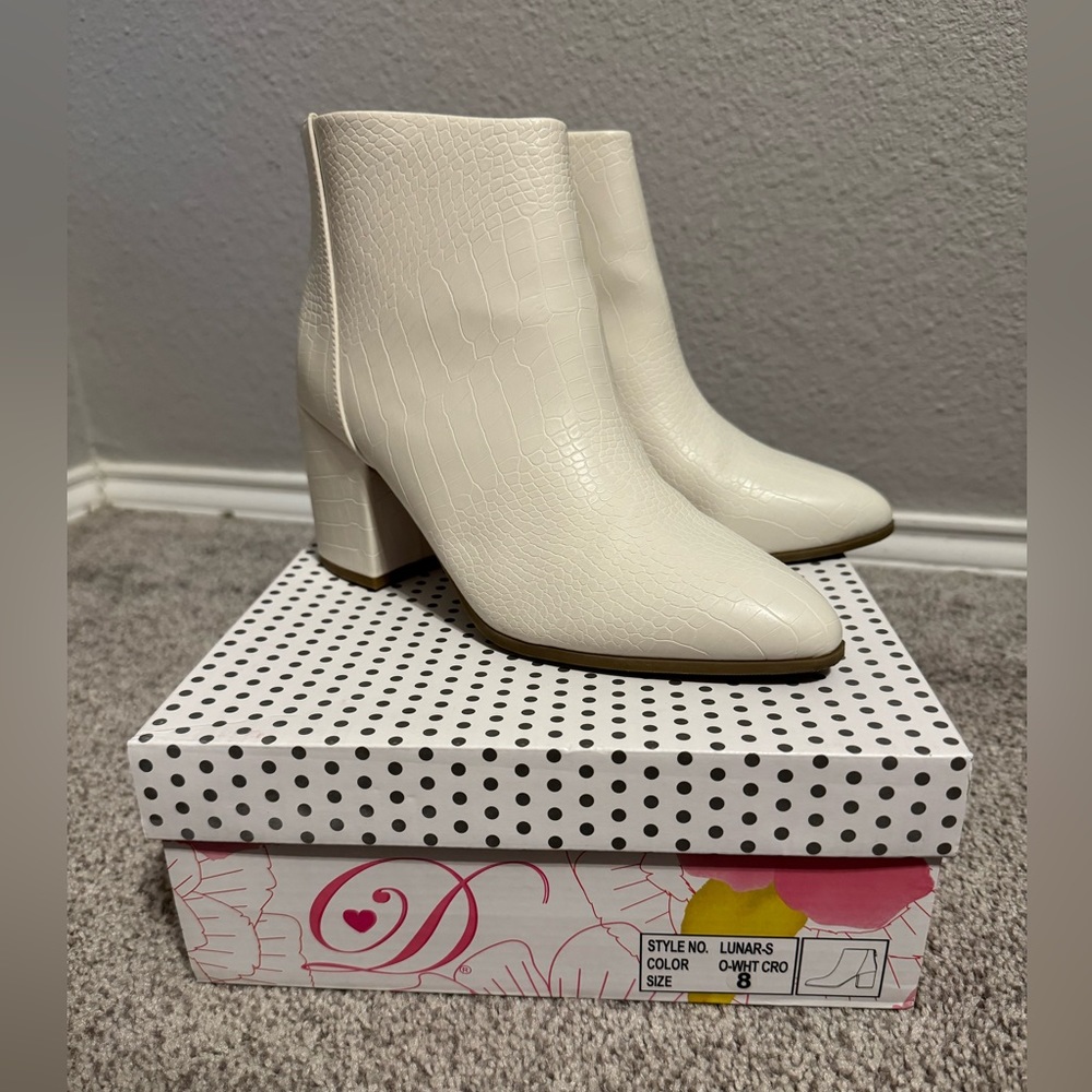 White faux snakeskin booties